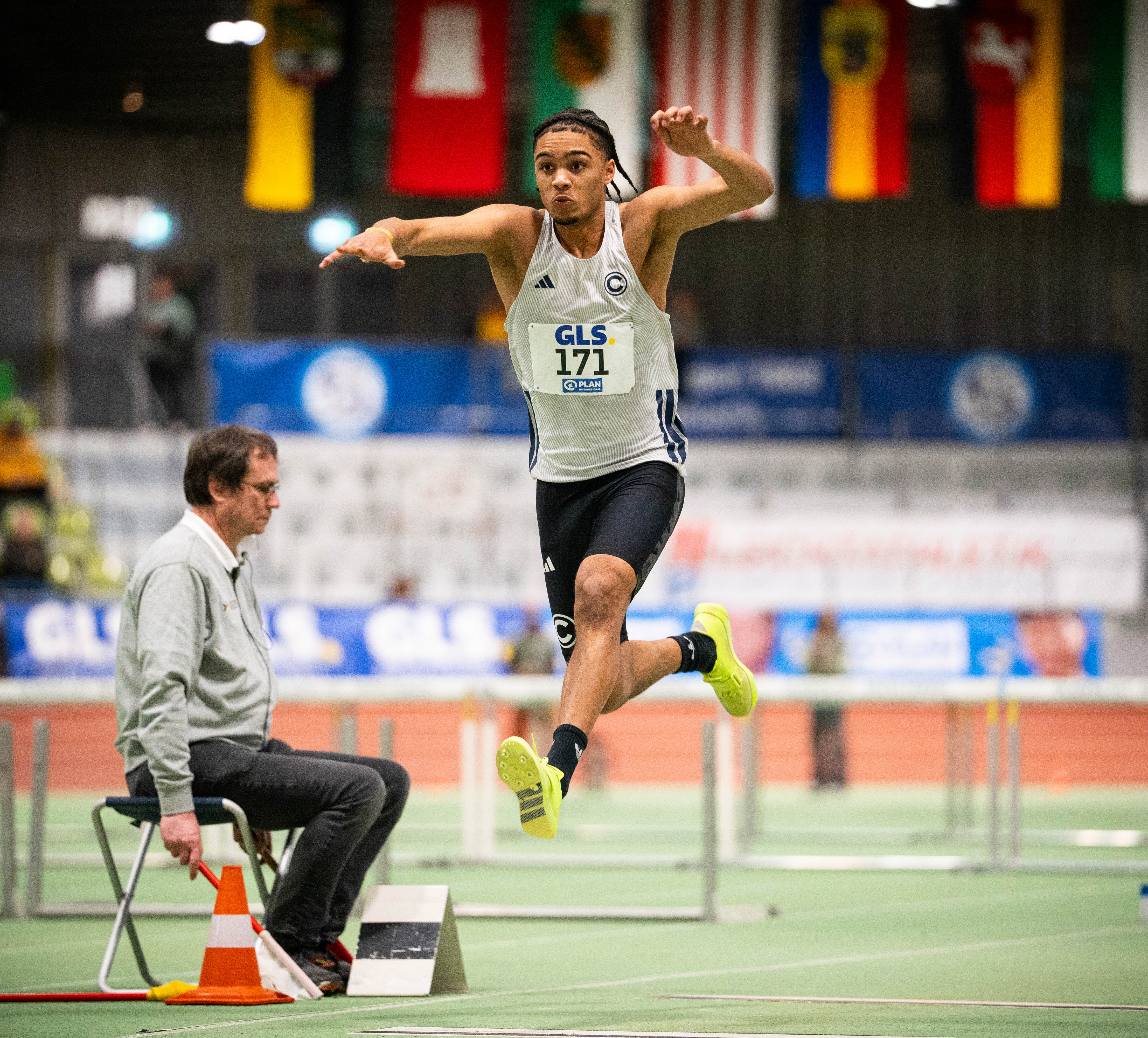 Yamah Joel (SCC Berlin) Dreisprung Männliche Jugend U20 im Sprung / Absprung, Deutsche Jugend Hallen Meisterschaften 2026 Glaspalast Sindelfingen, Sindelfingen (Baden-Württemberg, Deutschland)Foto: Joshua Kühn